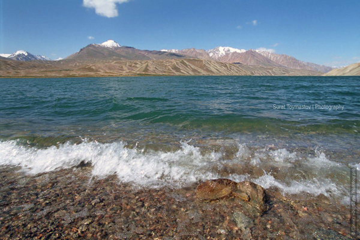 Фотография на озере Яшилькуль, Таджикистан, фототур на Памир.
