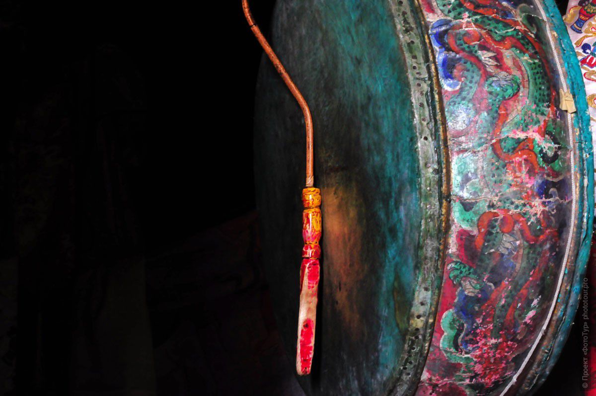 Фото-натюрморт Буддийский Барабан. Фотография из Тиксей Гомпы, Ладакх.