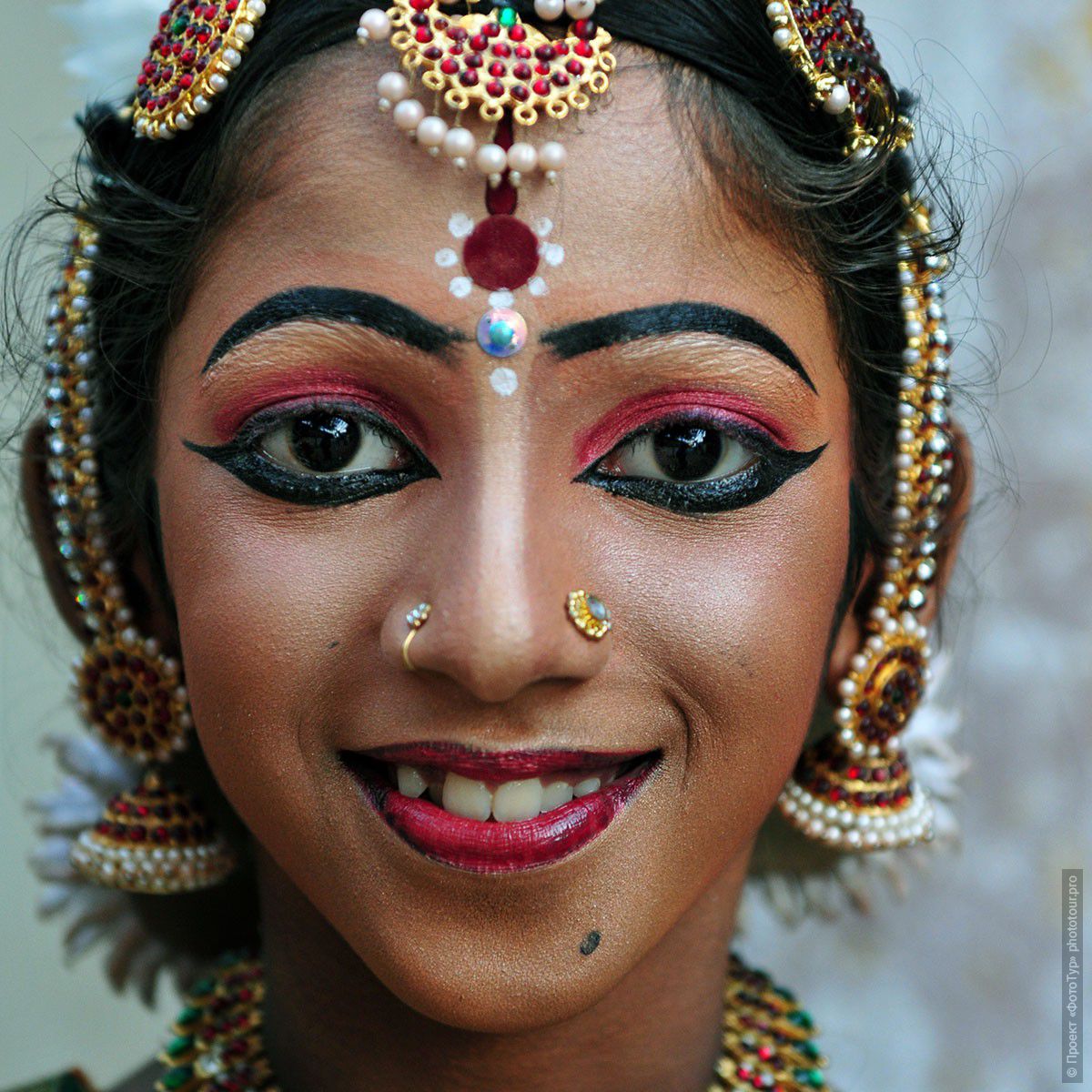 Фотография портрет танцовщицы, Шри Махашиваратри, 20.02.2012г., Тривандрум. Фототур в Кералу.