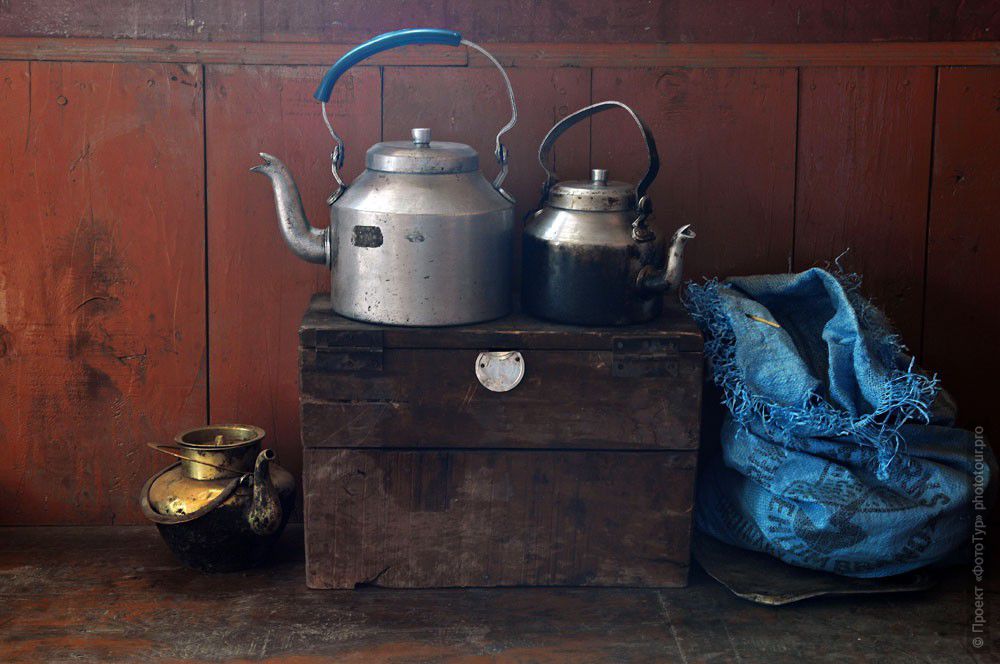 Фотография Натюрморт с чайниками, фототур в Занскар, июль 2012 года.