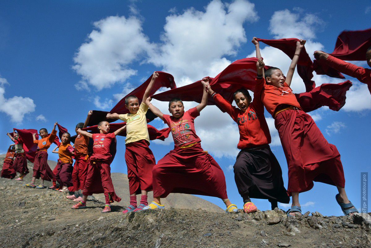 Фото Маленькие ламы монастыря Ламаюру. Долина Ламаюру. Фототур в Ламаюру.