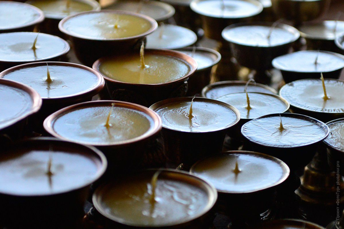 Фотография Натюрморт с маслянными лампами, Занскар, Северная Индия.