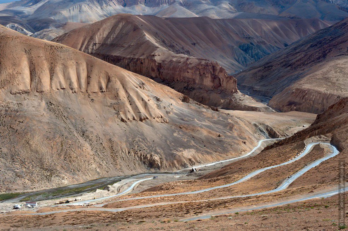 Серпантины Лех-Манальского Шоссе, Лех-Манальское Шоссе. Фототур в Долину Спити из Леха,  Малый Тибет, Индия.
