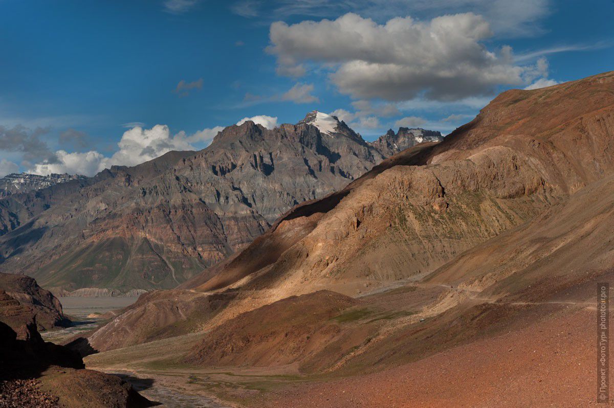 Верховья Долины Спити, разноцветье. Фототур в Долину Спити из Леха,  Малый Тибет, Индия.
