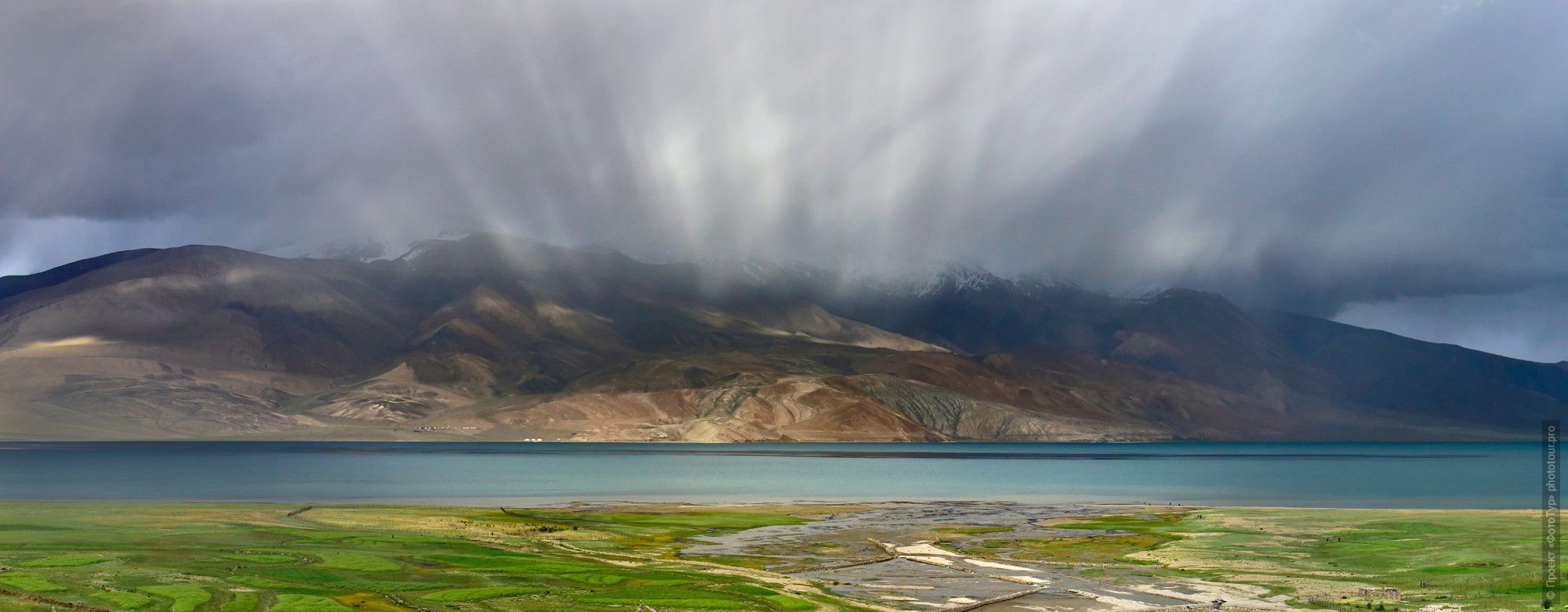 Фотография Гроза на озере Цо Морири. Фототур по высокогорным озерам Тибета, Ладакх.