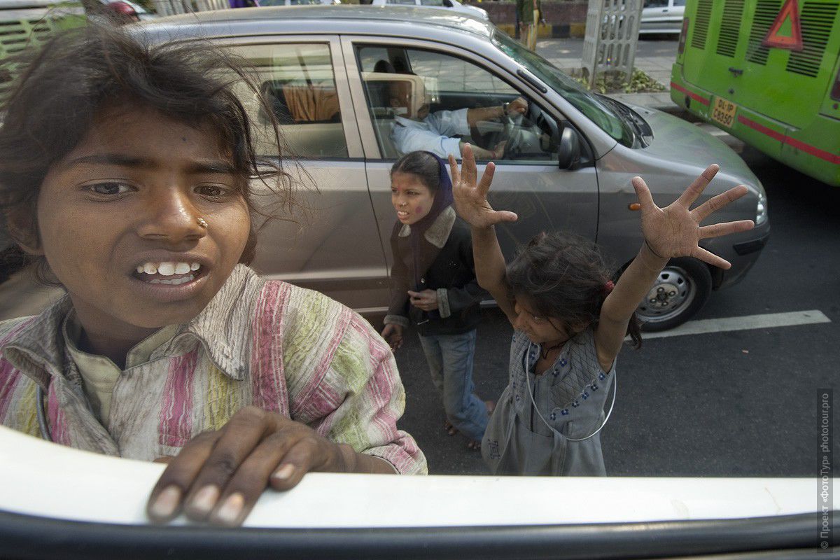 Фото индийской девочки, Дели. Индия. Тур в Индию, март 2011 год.