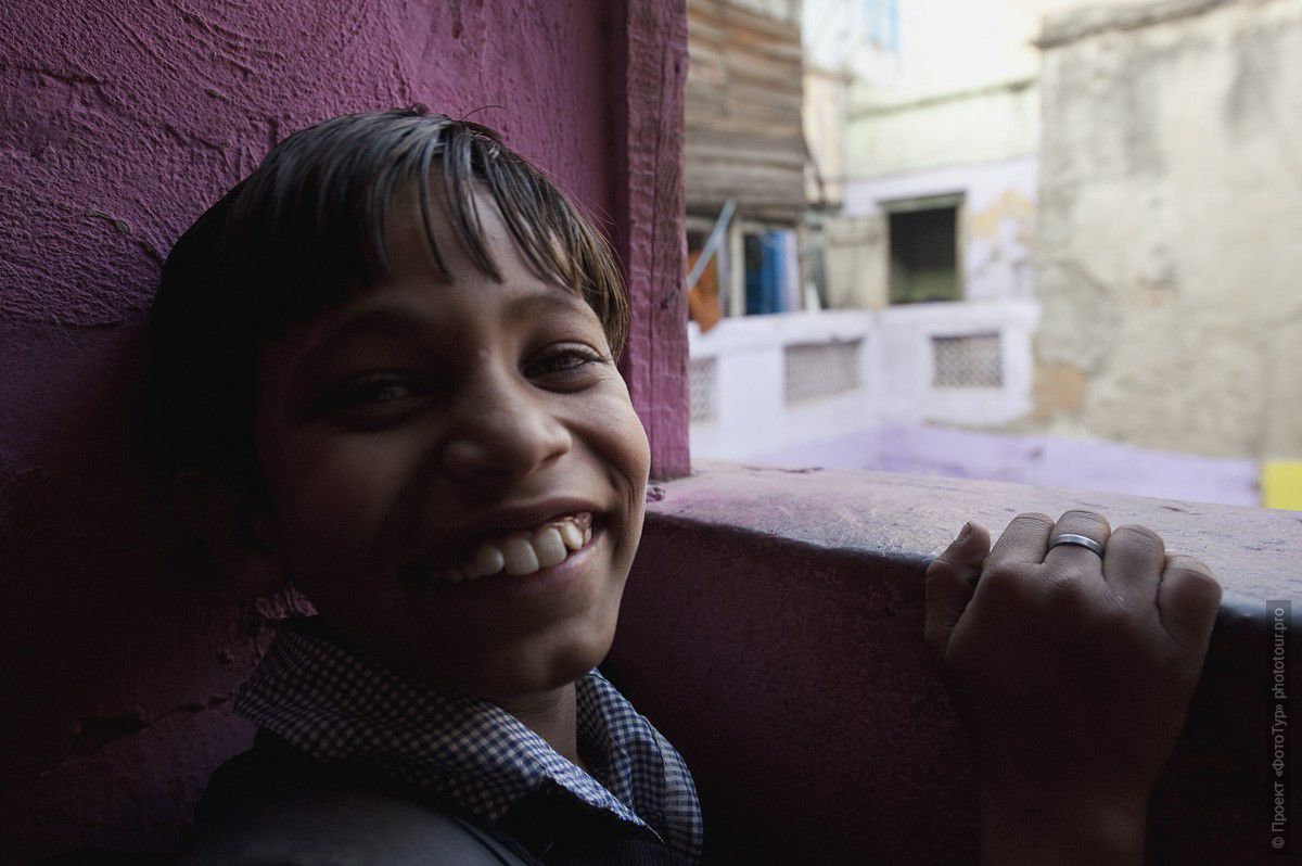 Фото мальчика из публичного дома из Дели. Индия. Тур в Индию, март 2011 год.