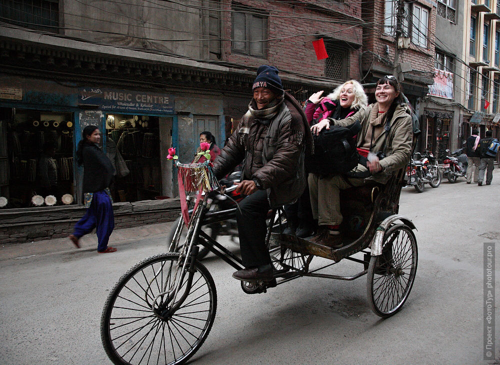 Фототур в Непал: рикша в Ткамеле.