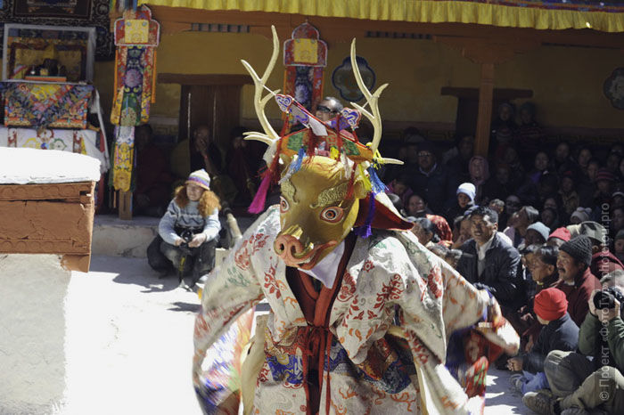 Тур по буддийским монастырям ладакха: Танец Цам маски Оленя в монастыре Сток. Ладакх+фото.