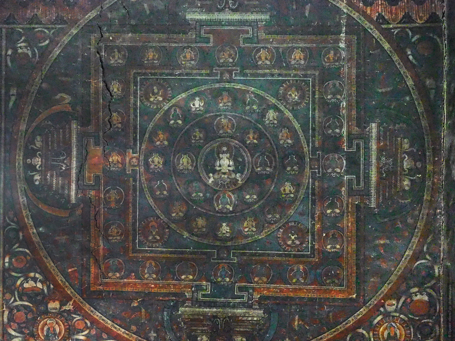 Мандаха в Друкханге, монастырь Алчи, ладакх.
