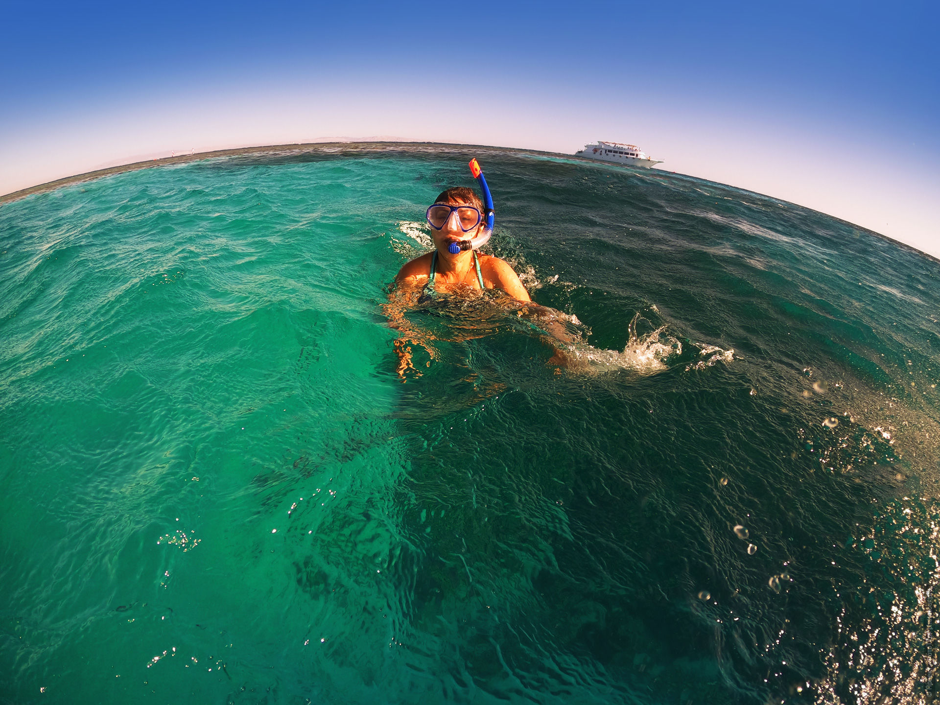 Снорклинг на рифах Красного Моря, йога тур Студии Медитации Яна Тиана в Дахабе, сентябрь 2021 года.
