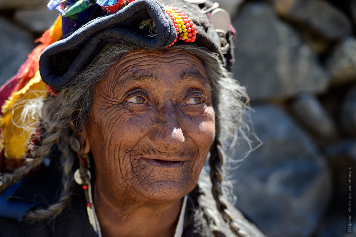 Aryan woman from the village of Khanu Ekma, the valley of Da Khanu. Tour Origins of Tibet: Bon, true Aryans to Da Khan, Mystery Dance Tsam in Lamayuru, Lake Pangong, June 15 - 26, 2020. Tour to Ladakh.