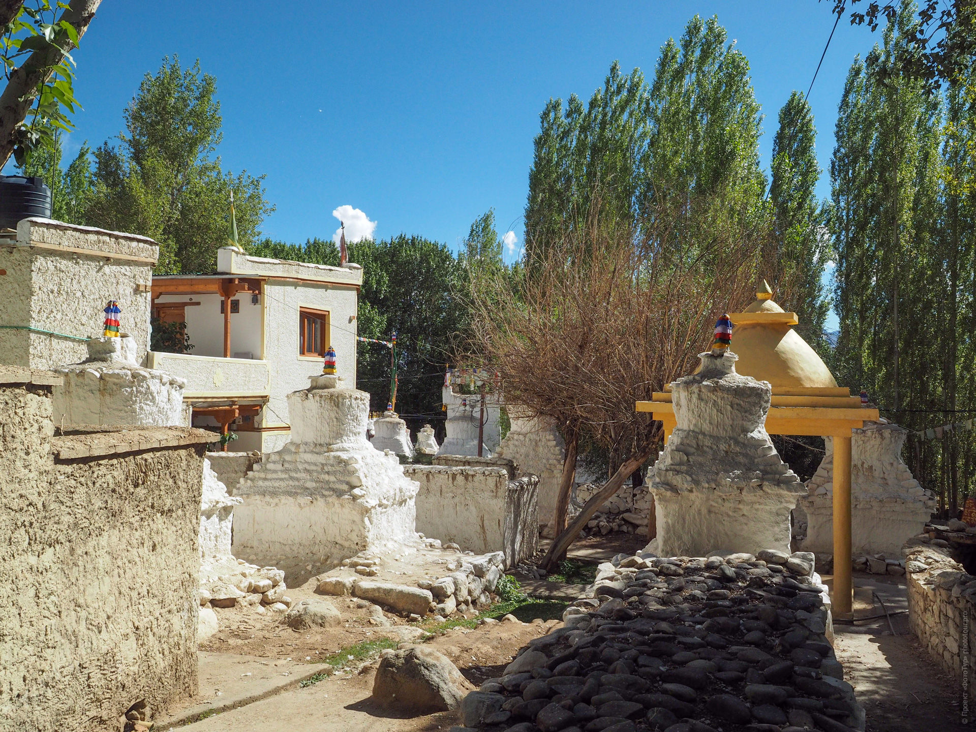 гоманг ступа фото, гоманг ступа лех фото, gomang stupa фото, ступа гоманг ладакх фото, гоманг ступа чангспа фото, чангспа лех фото, changspa leh фото, ступа тысячи дверей фото, ступа мудрости фото