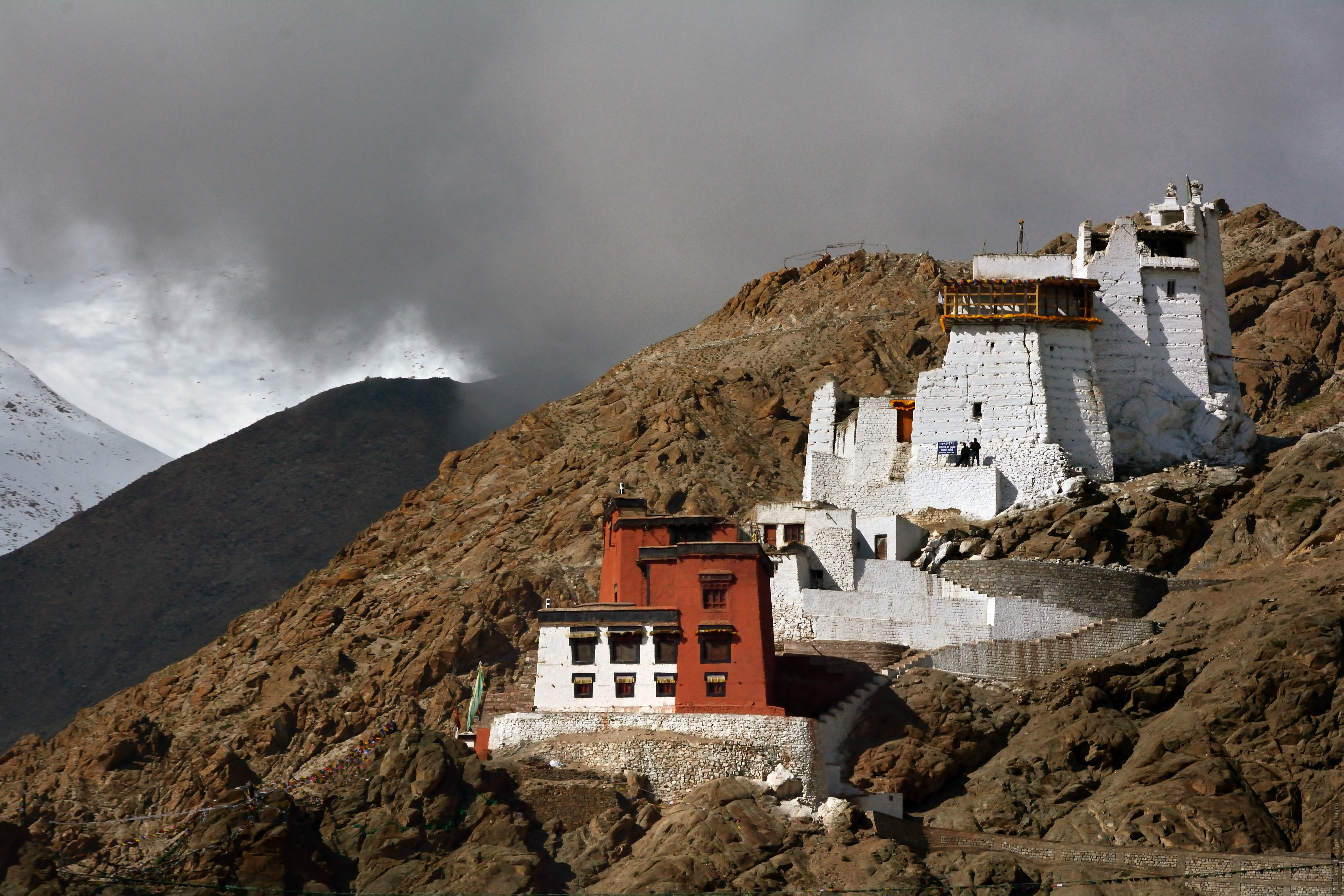 Буддийский монастырь Намгьял Цемо. Фототур по Гималаям, ноябрь 2016 года.
