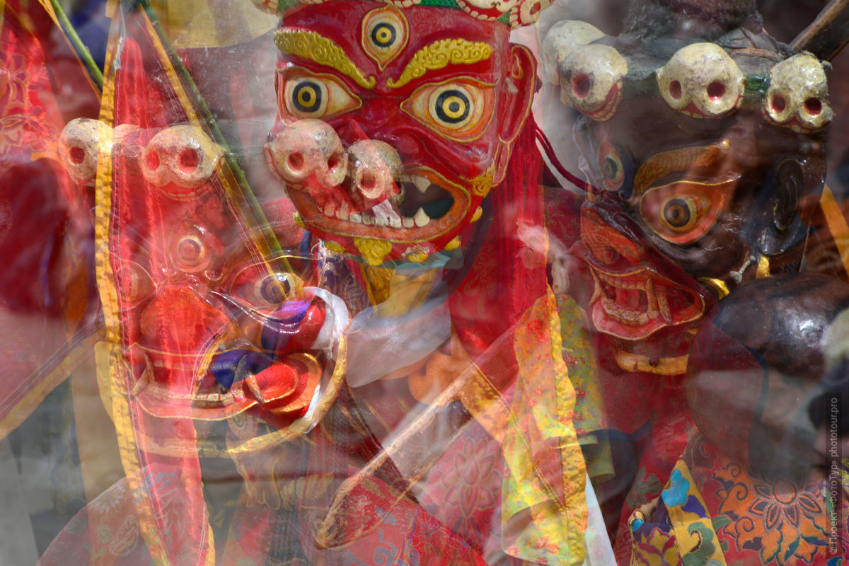 Мистерия Yuru_Kabgyat, Танец Цам, Ламаюру, религия Бон, Ладакх, Тибет. Туры в Тибет.