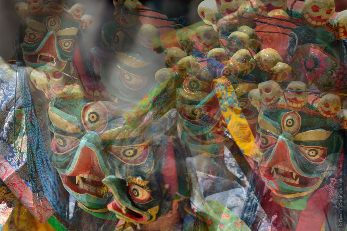 Фототур в Тибет: Танец Цам в Ламаюру. Туры в Тибет.