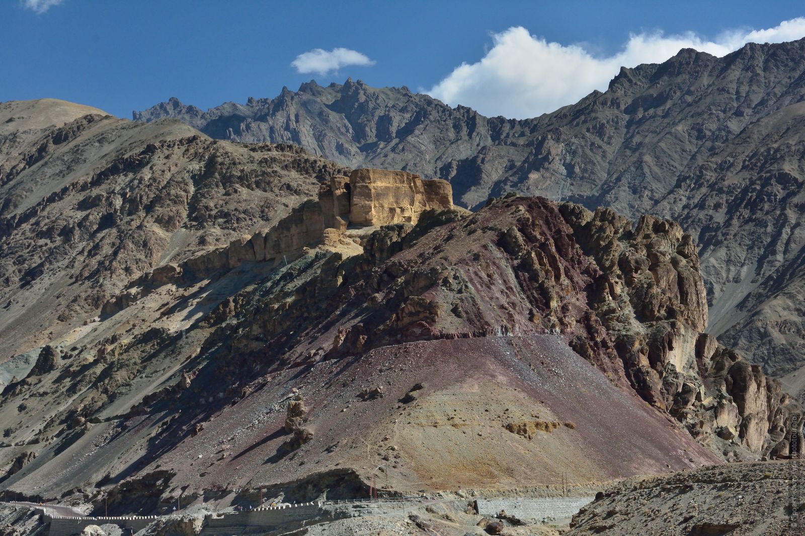 Da Hanu Valley. Tour Legends of Tibet: Ladakh, Lamayuru, Da Khan and Nubra, 19.09. - 28.09.2019 G.