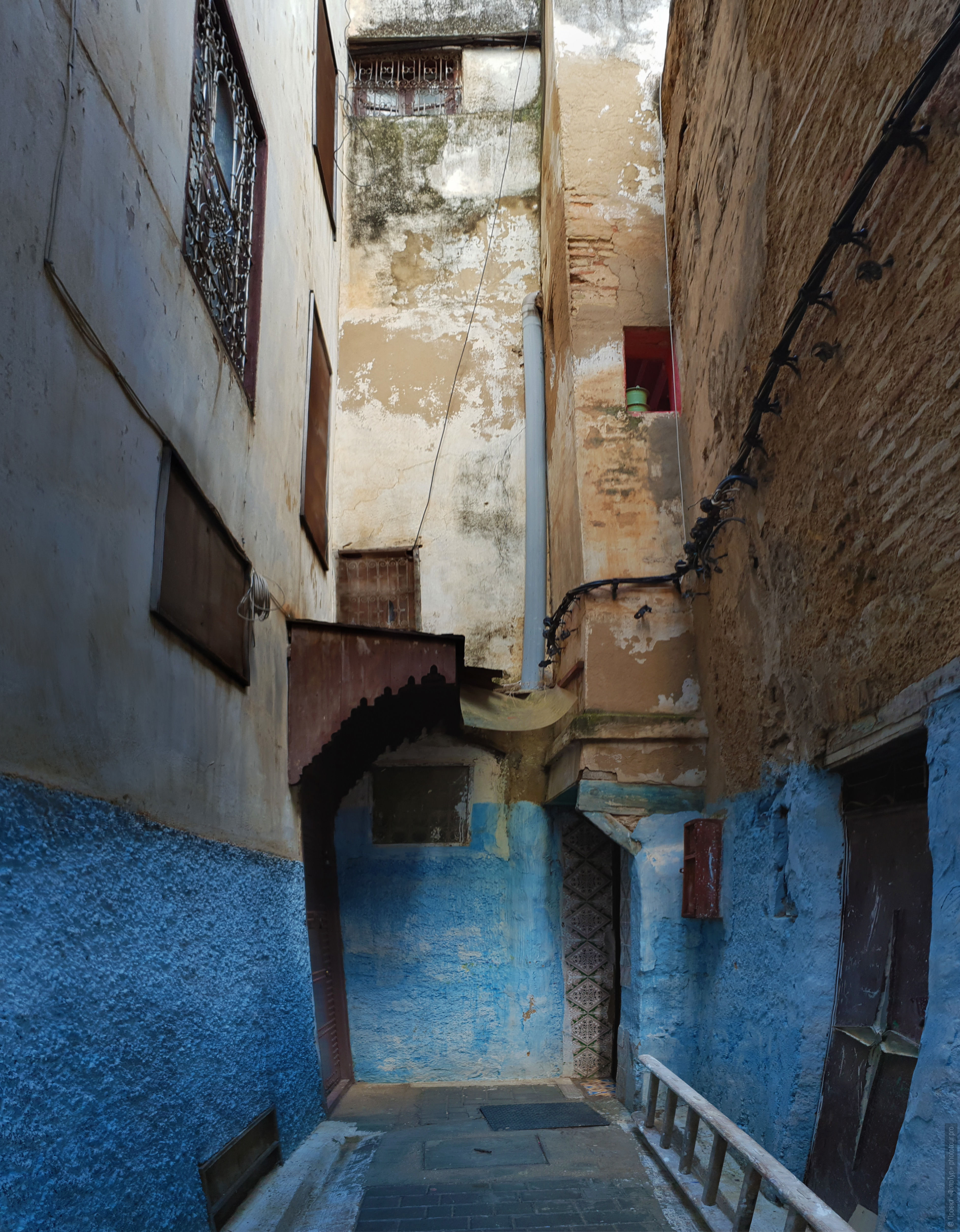 The wells of the stone houses of the medina of Fes. Adventure photo tour: medina, cascades, sands and ports of Morocco, April 4 - 17, 2020.