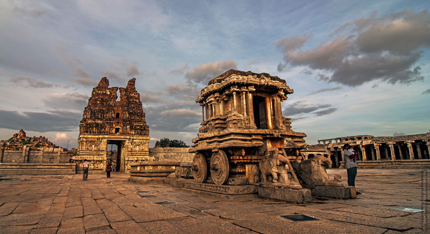 Храмовый комплекс Виджаянагар. Тур по Южной Индии, ноябрь 2016 года.