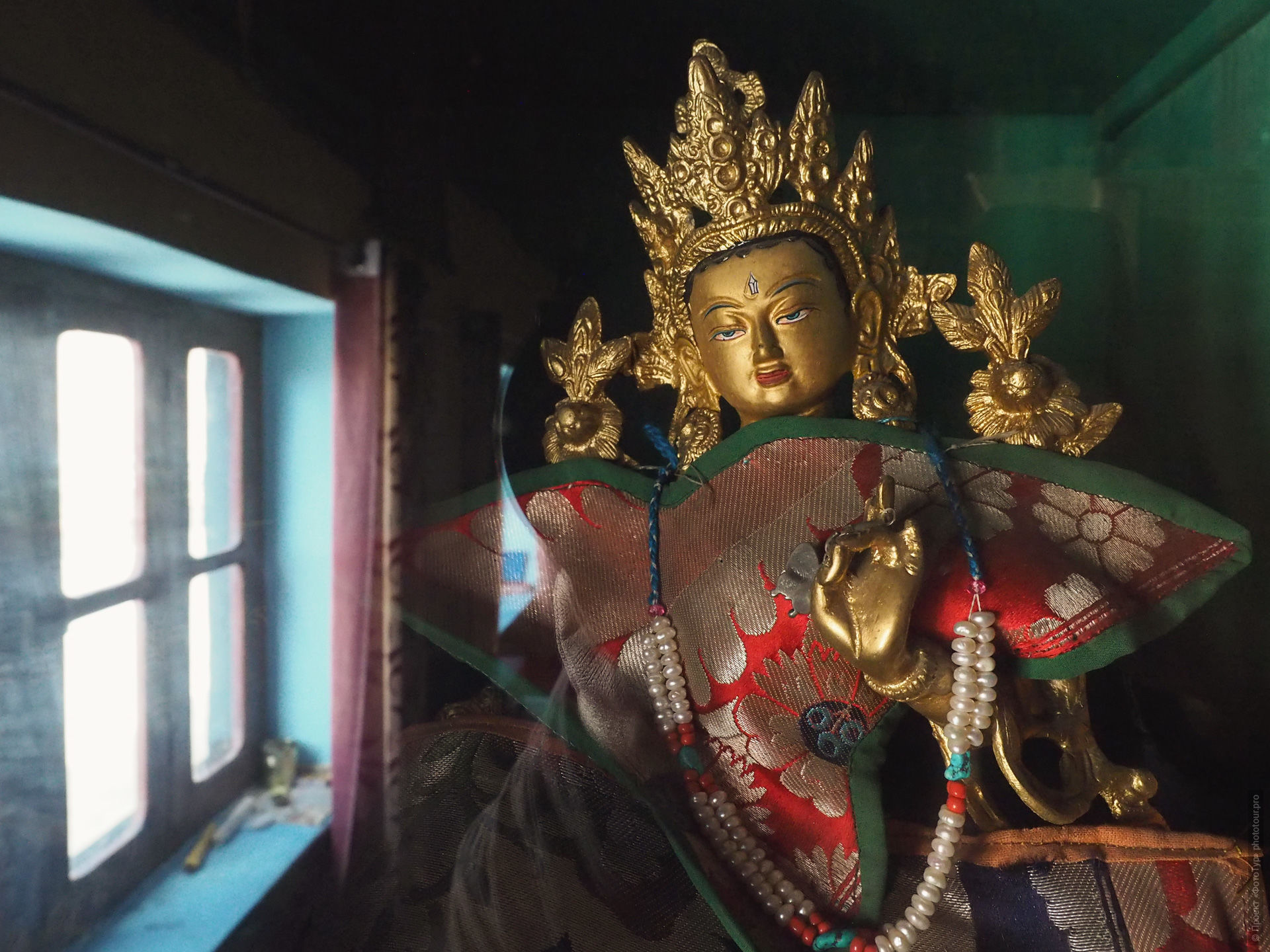 Будда Манджушри. Буддийский монастырь Дискит Гонпа, долина Нубра, Ладакх, Северная Индия.