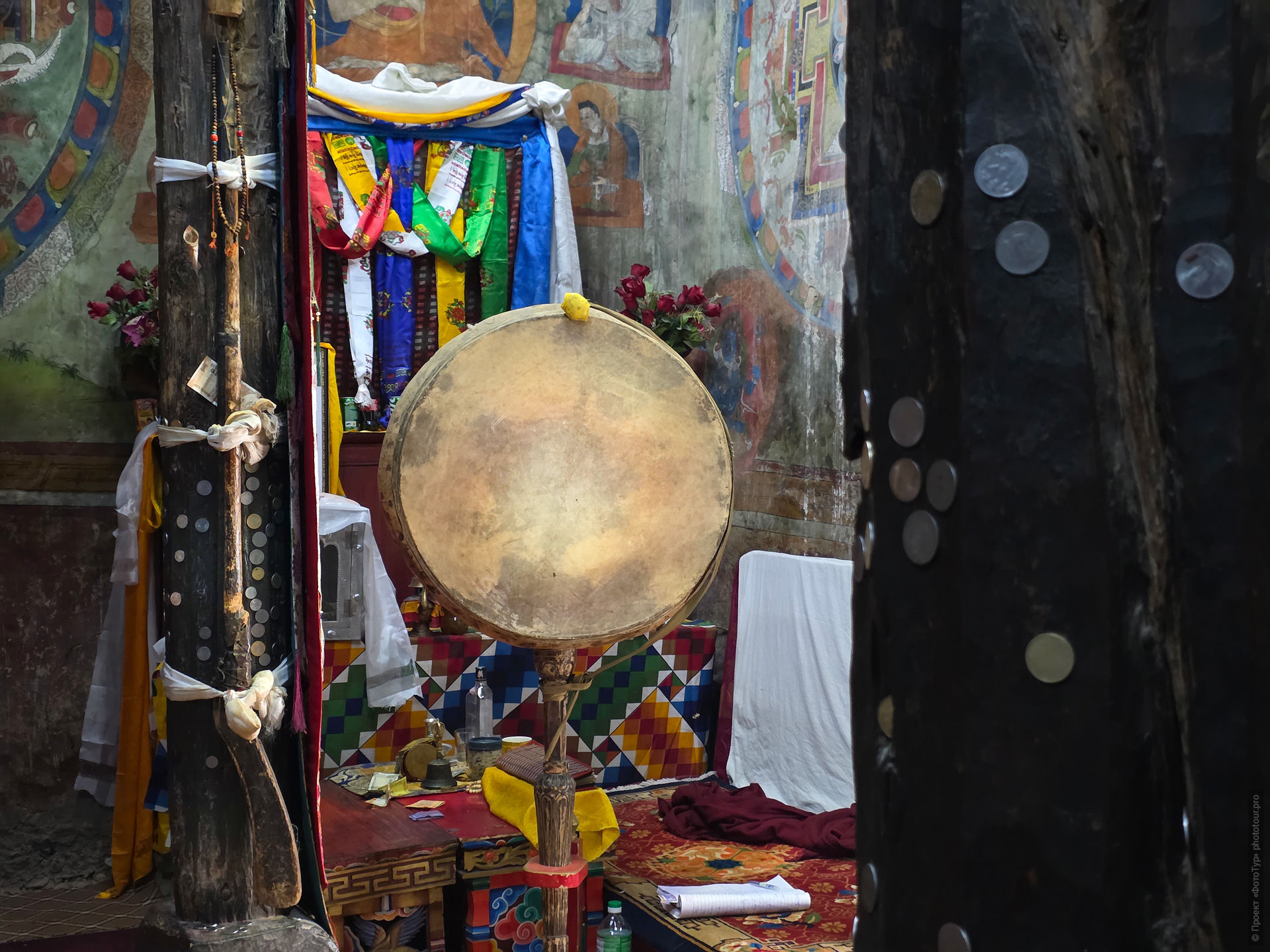 Sumda Chun interior, Sumda Chun apse, Sumda Chun Mahavairocana statue, Vajradhatu mandala Sumda Chun, 37 deities Sumda Chun, Sumda Chun stucco sculptures, Sumda Chun wall paintings, Western Himalayan Buddhist murals, Ladakh ancient temple interior, Alchi group sculpture, Sumda Chun four-faced Mahavairocana, Himalayan clay sculpture, Sumda Chun monastery apse details