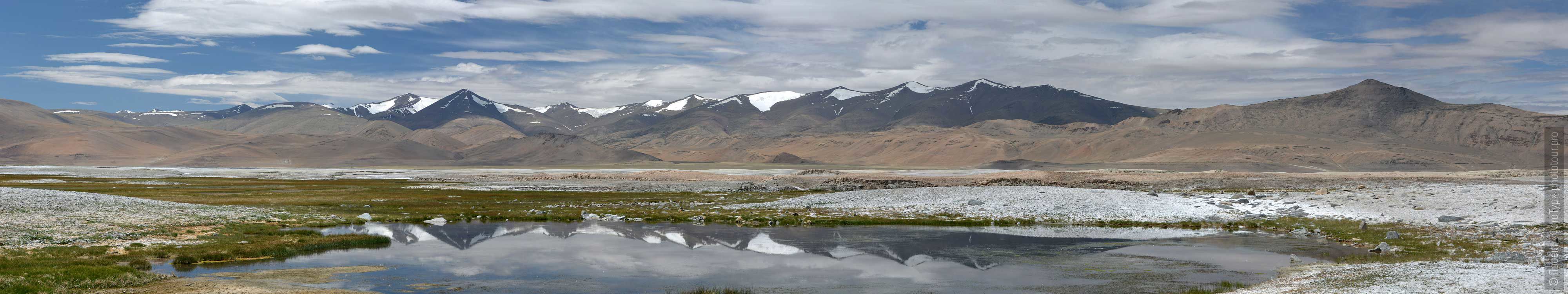 Lake Tso Kar, Ladakh. Tour Tibet Lakeside Advertising: Alpine lakes, geyser valley, Lamayuru, Colored Mountains, 01 - 10.09. 2022 year.