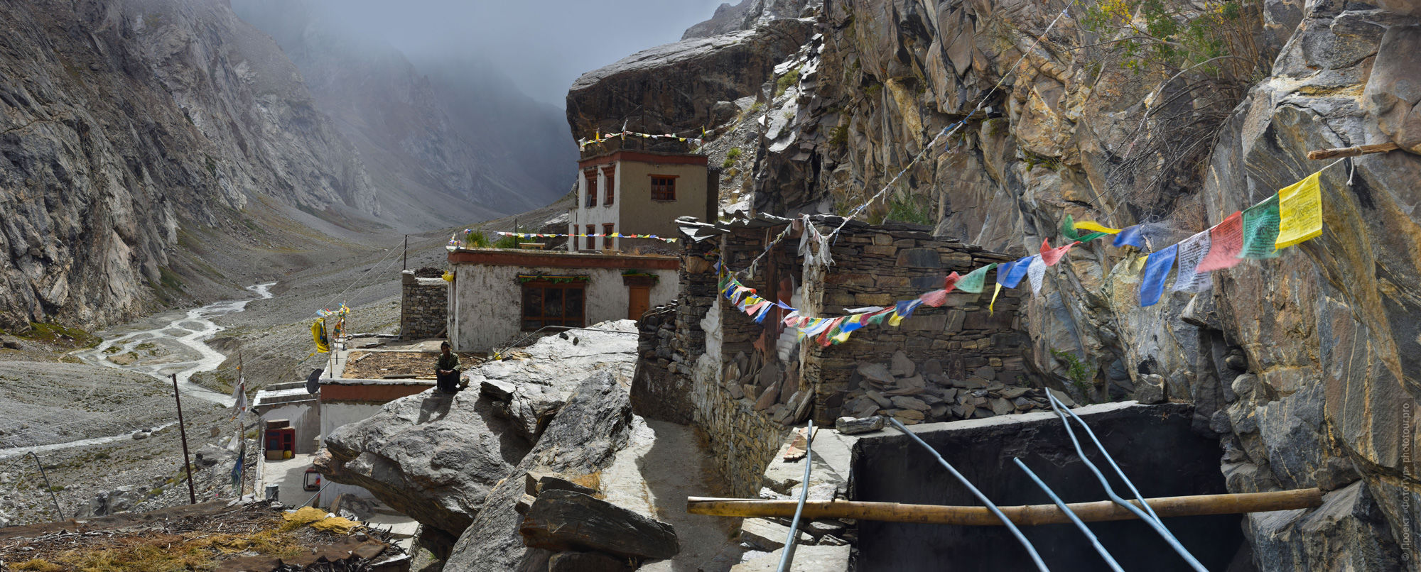 Буддийский монастырь Дзонгхул Гомпа, Занкар, Гималаи, Северная Индия.