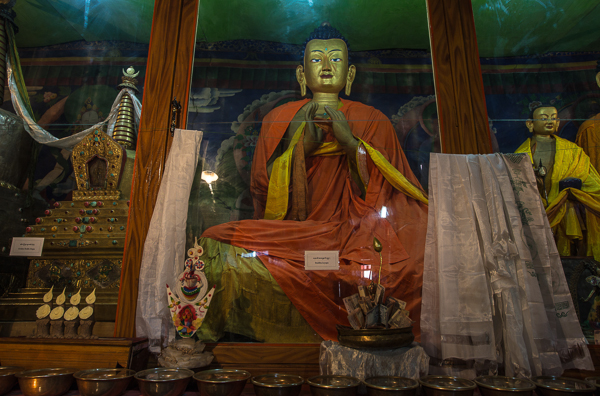 Фото Будды Шакьямуни в монастыре Ликир, Ладакх. Тур по ладакху.