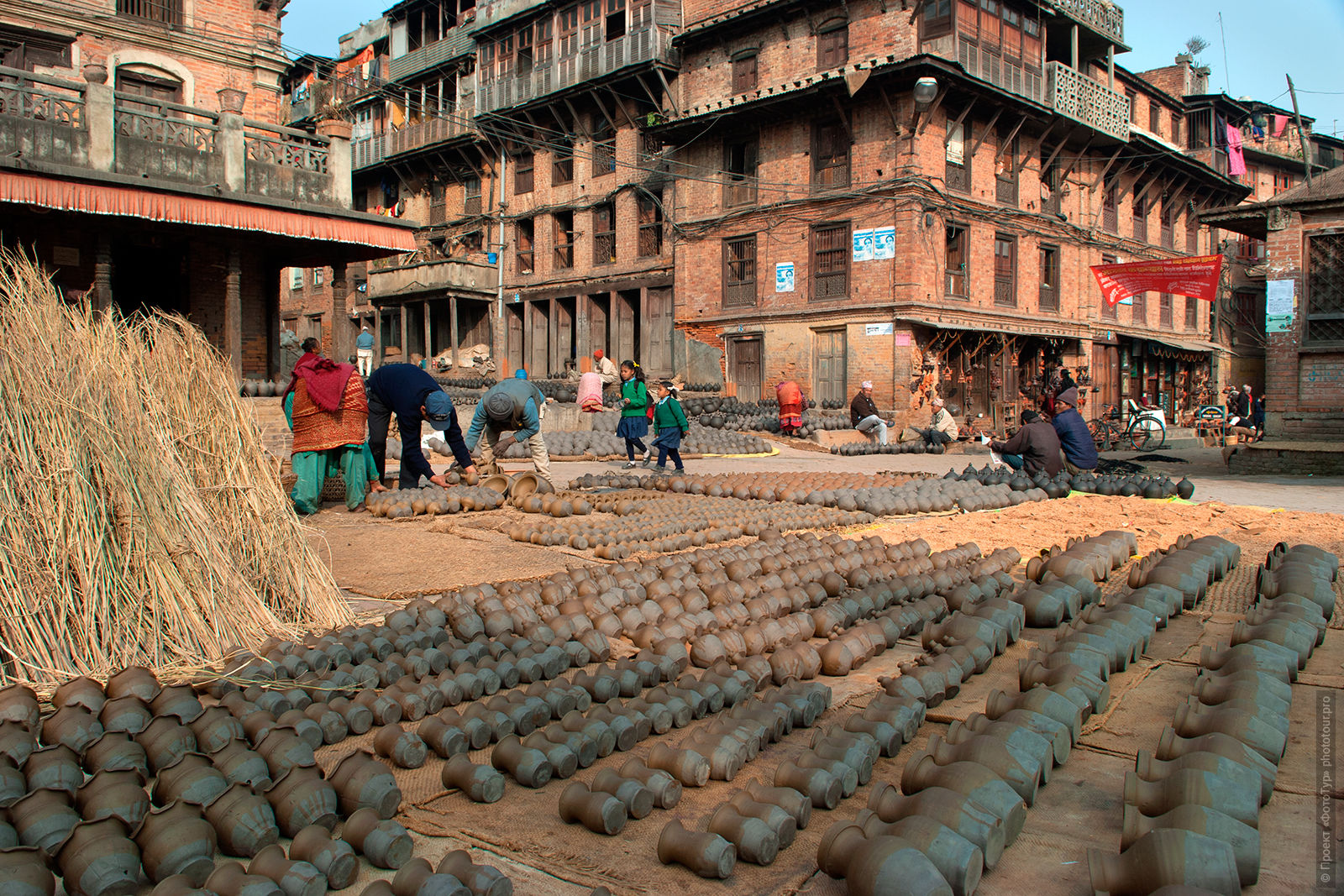 Бхактапур — древний неварский город Непала. Фототур в Непал.