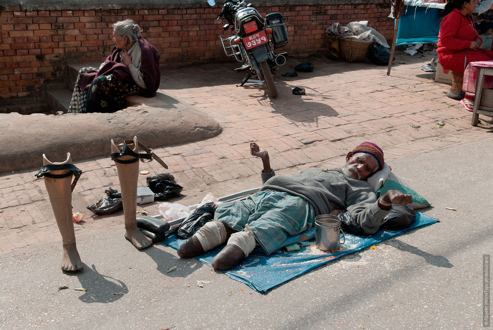 Жанровая фотосъемка на улицах Катманду. Фототур по Непалу с русскоязычными гидами.