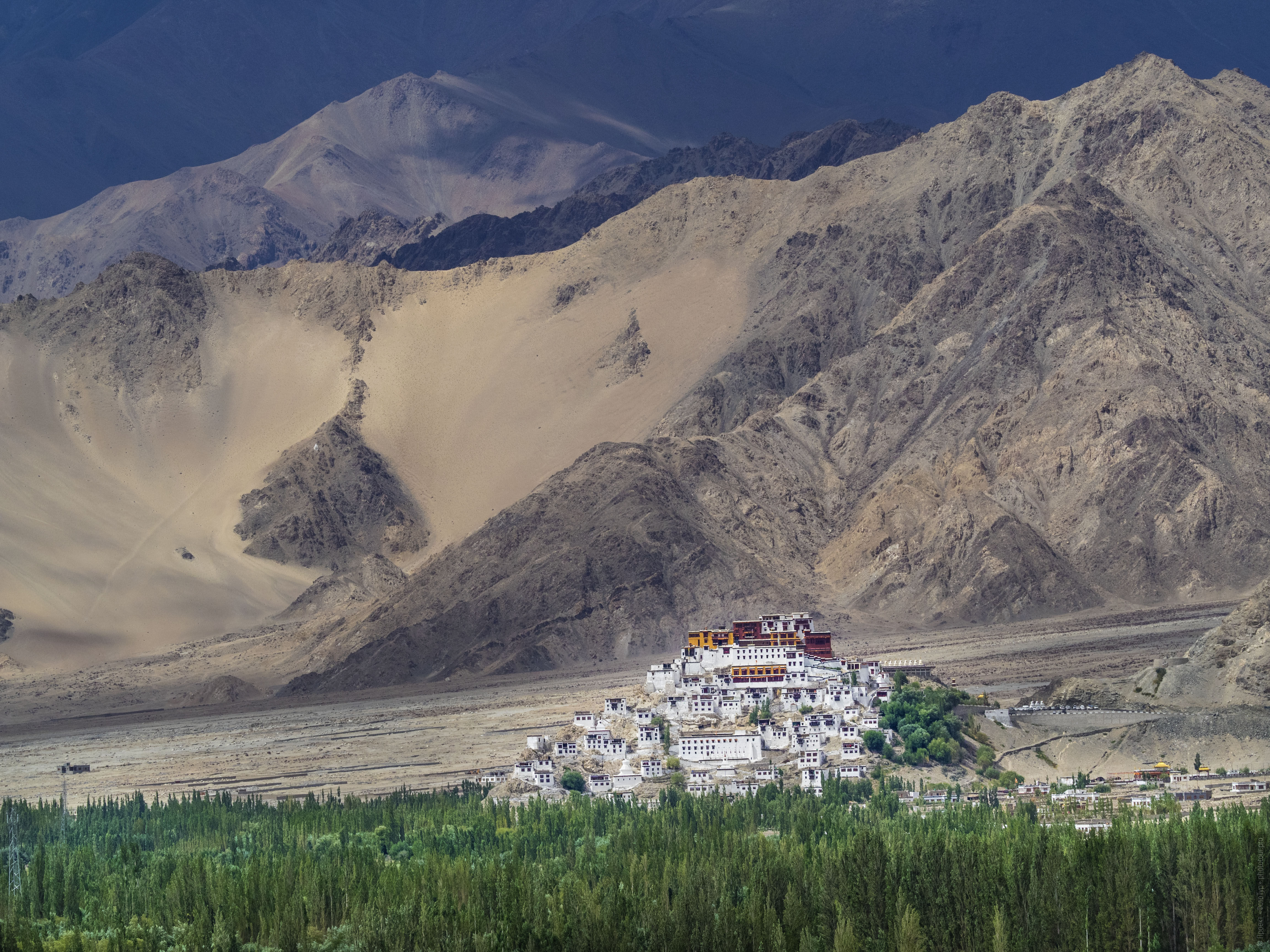 Буддийский монастырь Тиксей Гонпа. Йога-тур по Ладакху, Гималаи с Мариной Плехановой, 12 - 23 августа 2023 года.