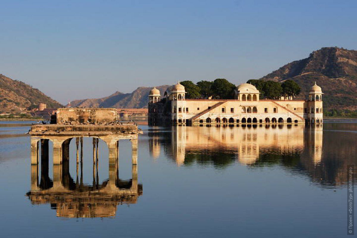 “Water Palace” Jal Mahal, tour to Jaipur, September 2019.