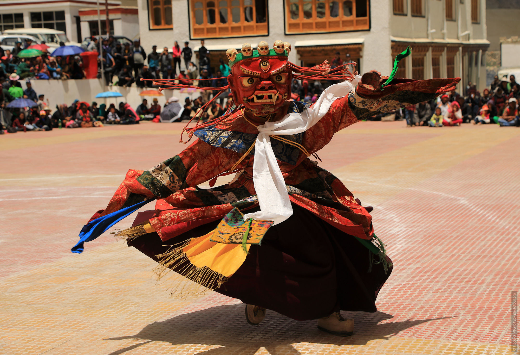Танец Цам в монастыре Сашикуль, озеро Пангонг, Ладакх.
