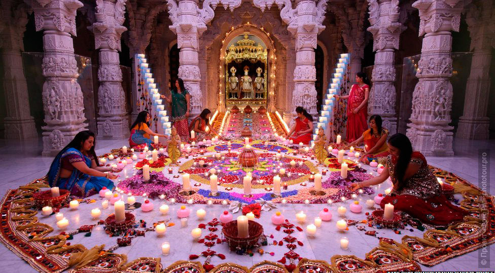 Праздник Дивали в храмах города-форта Джайсалмер, Раджастан, Индия. Тур на праздник Дивали в Индию.