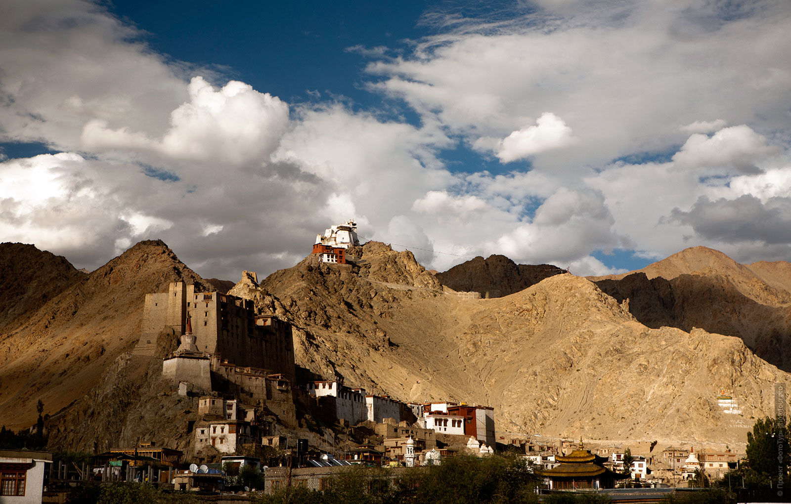 Buddhist monastery Namgyal Tsemo, Leh, Ladakh. Tours in Ladakh, 2017.