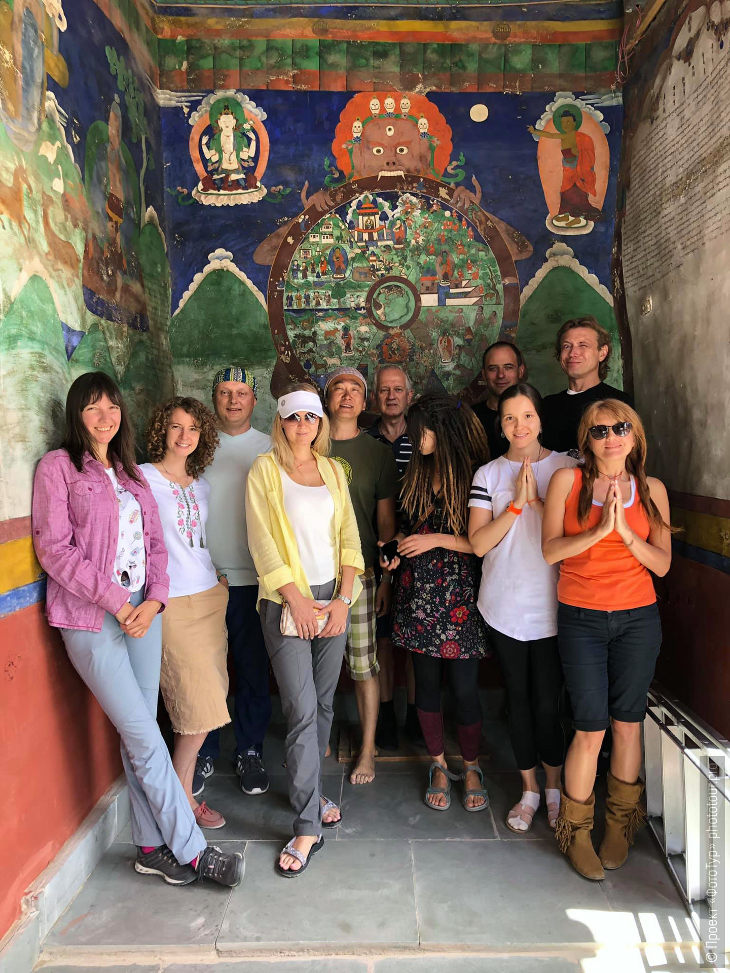 Колесо Сансары в монастыре Ликир Гонпа, йога-тур по Ладакху, август 2019 года.